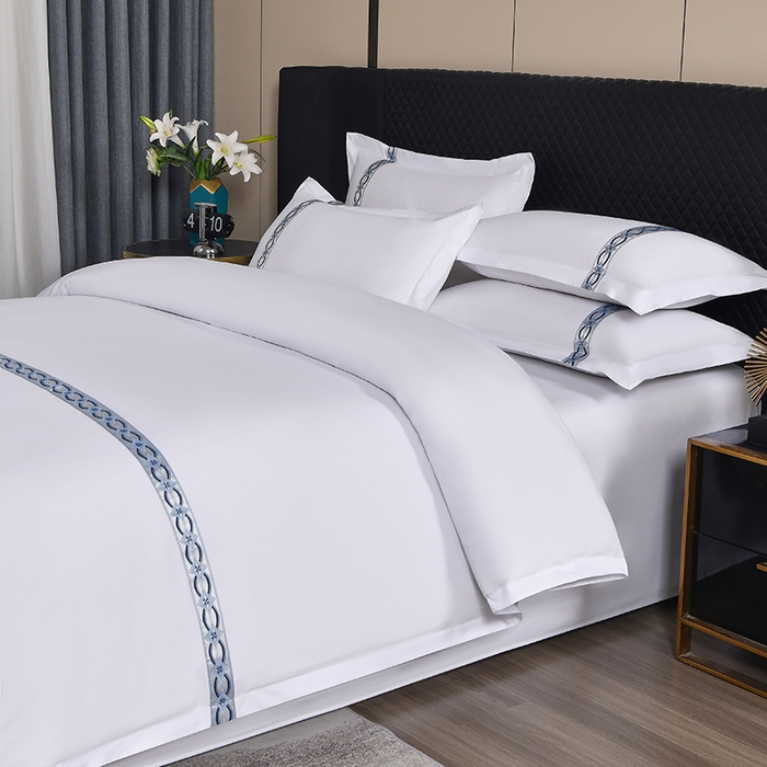 91家纺网 家纺一手货源 找家纺 中乾酒店布草工厂店 2025新款120克加密织带款酒店磨毛四件套 浮光跃金