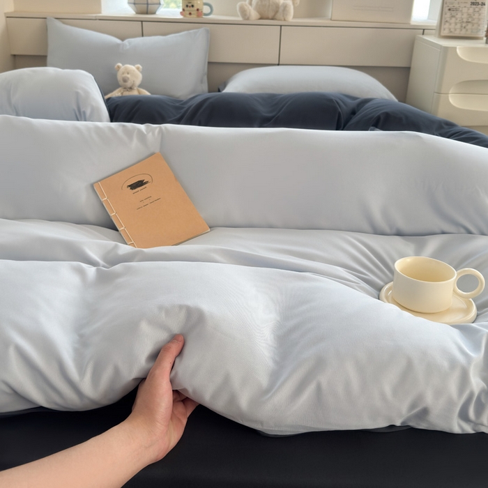 91家纺网 家纺一手货源 找家纺 可可家纺 2025新款纯色磨毛简约水洗棉单被套亲肤床单被套单件被罩 雾蓝洛克兰