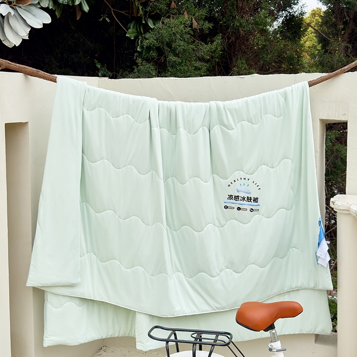 91家纺网 家纺一手货源 找家纺 尚美 2025新款亲肤舒适凉感玫瑰夏被 绿色