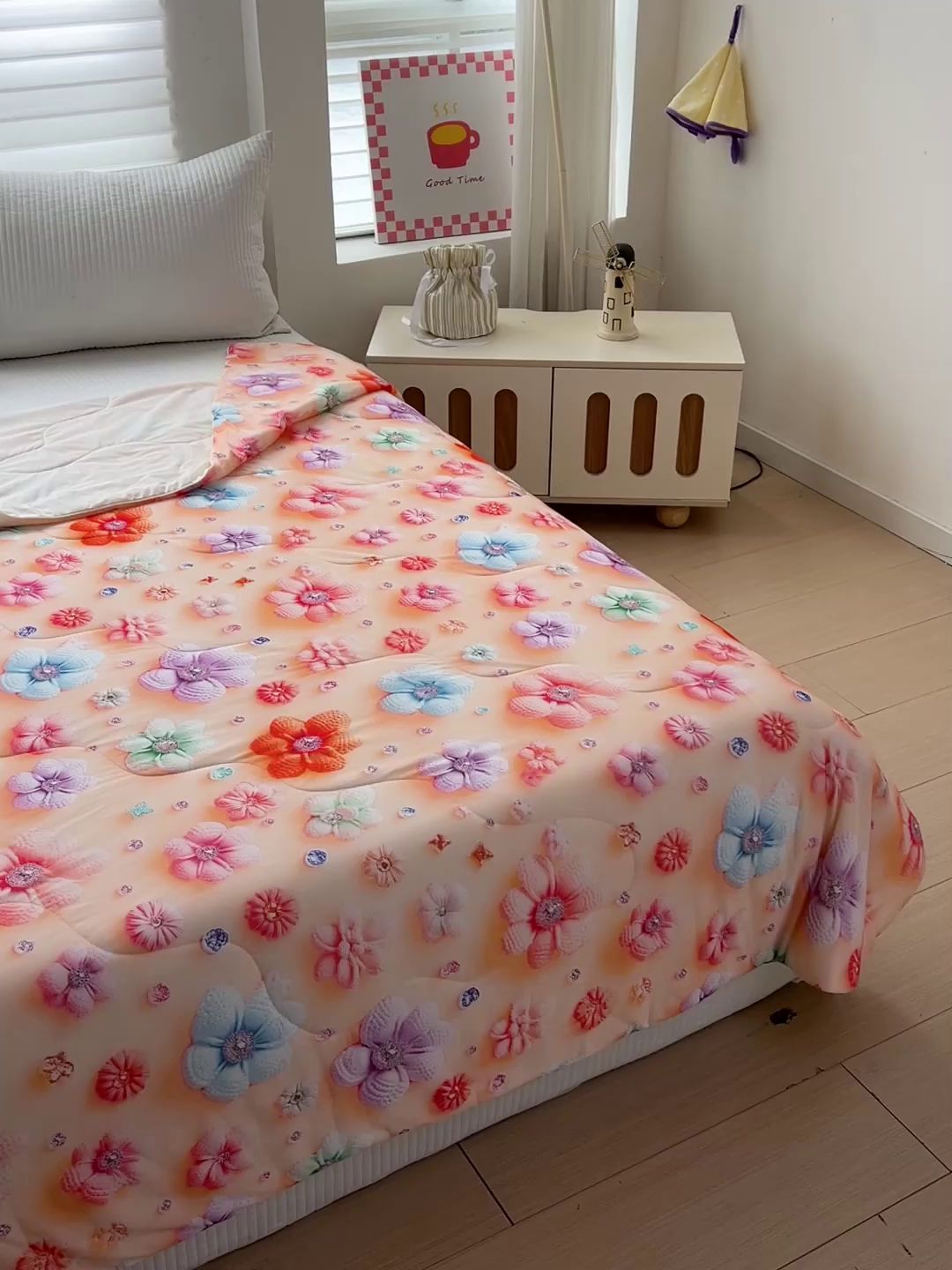 91家纺网 家纺一手货源 找家纺 庭彤 2025新款5D夏被空调被A类云母仿锦氨凉感丝夏凉被子被芯【 量大可谈】 5D数码桃花朵朵