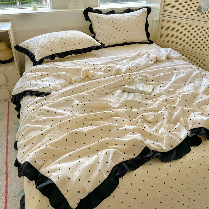 91家纺网 家纺一手货源 找家纺 （总）美梦家纺 2025新款水洗棉花边夹棉床盖款四件套