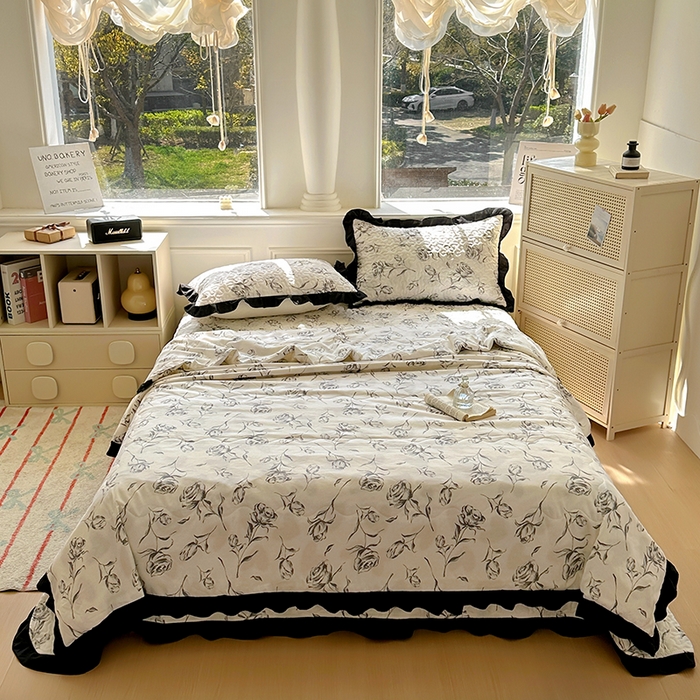 美梦家纺 2025新款水洗棉花边夹棉床盖款四件套 玫瑰花园
