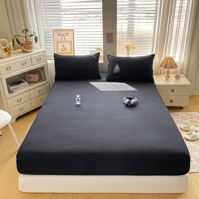 91家纺网 家纺一手货源 找家纺 芷凡家纺 2025新款水洗皱皱云感棉纯色床笠 酷黑