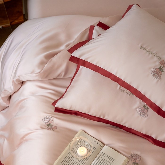 91家纺网 家纺一手货源 找家纺 FORTWO家纺原创设计（FOR TWO家纺） 2025新款60支兰精天丝毛巾绣四件套-断角款 木槿