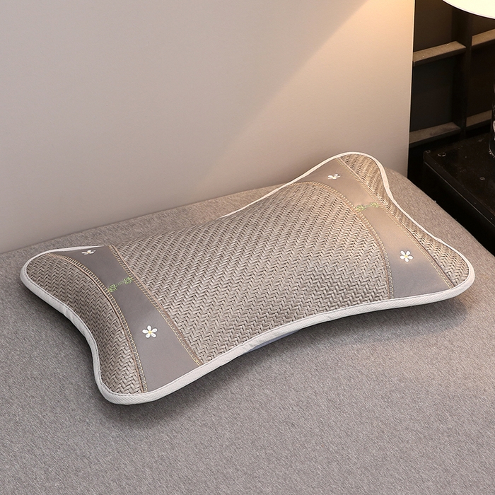 91家纺网 家纺一手货源 找家纺 纽乐家纺 2025新款夏凉凉感五叶草冰藤茶香茉莉花枕芯助眠枕头 五叶草冰藤茶香枕-灰色35*55cm/只