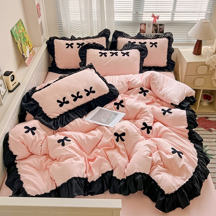 91家纺网 家纺一手货源 找家纺 （总）艺玲家纺 2025新款赫本风系列法式花边水洗棉四件套