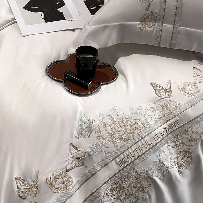 91家纺网 家纺一手货源 找家纺 优悦 2025新款冰丝简奢绣花四件套 巴黎旧梦-白