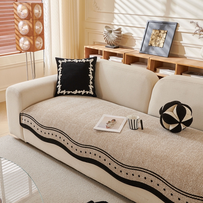 91家纺网 家纺一手货源 找家纺 沐沐2026新款异形波点沙发垫 卡其