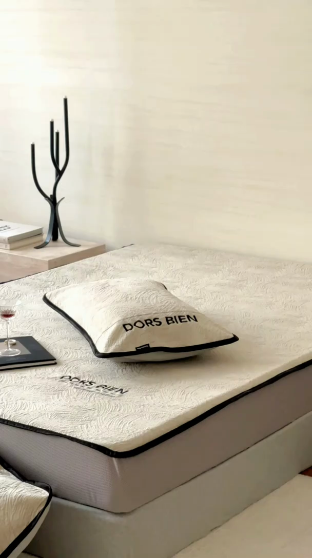 91家纺网 家纺一手货源 找家纺 （总）圆岛家纺 2025新款3D高分子凉感浮雕提花软凉席床笠款三件套