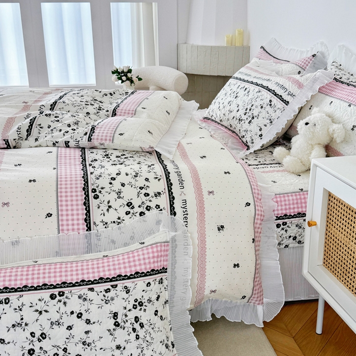 91家纺网 家纺一手货源 找家纺 添越 2024小清新韩版蕾丝花边纯棉夹棉床盖三件套全棉漫时光