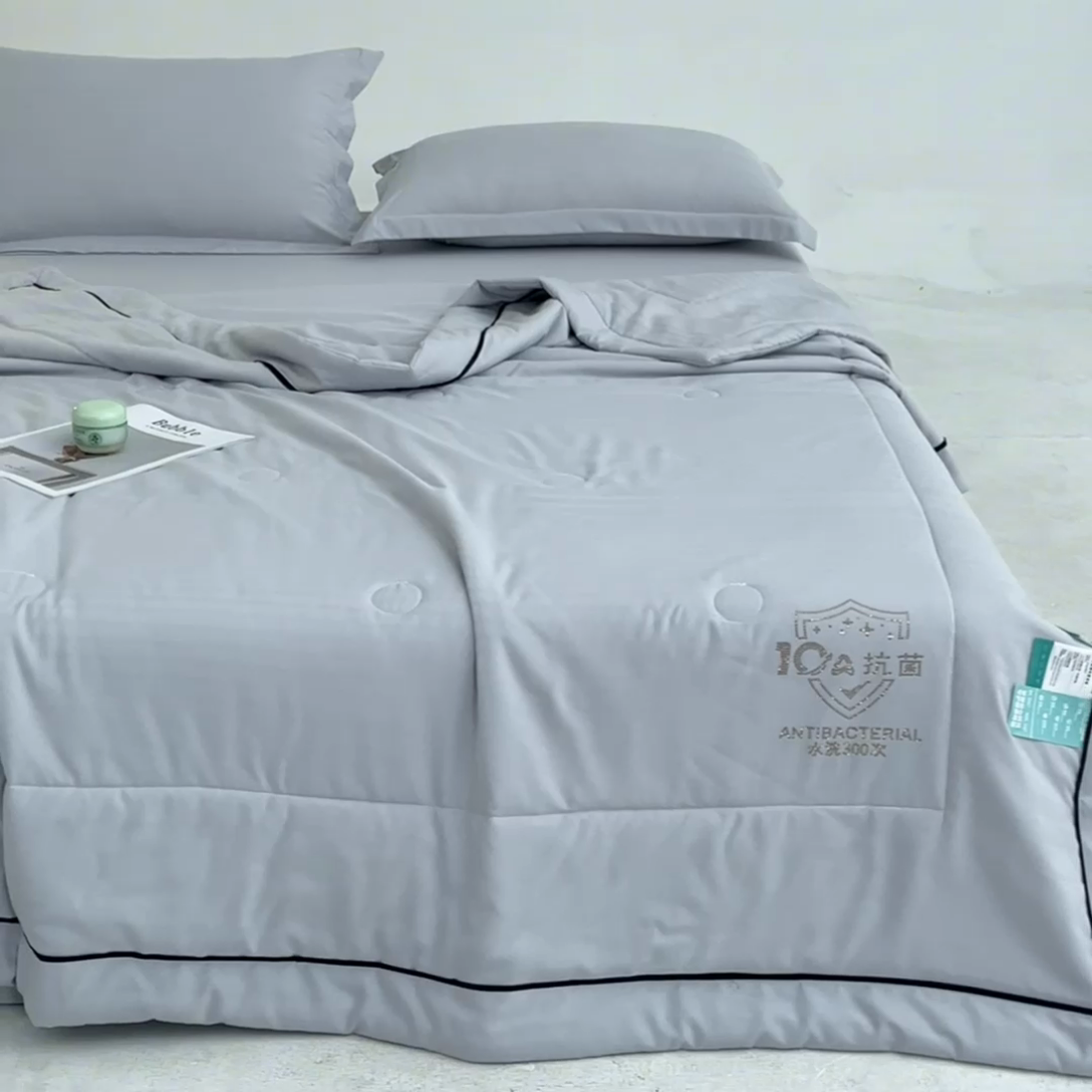 91家纺网 家纺一手货源 找家纺 宝士康家纺 2025新款10A抗菌华夫条提花夏被 浅灰