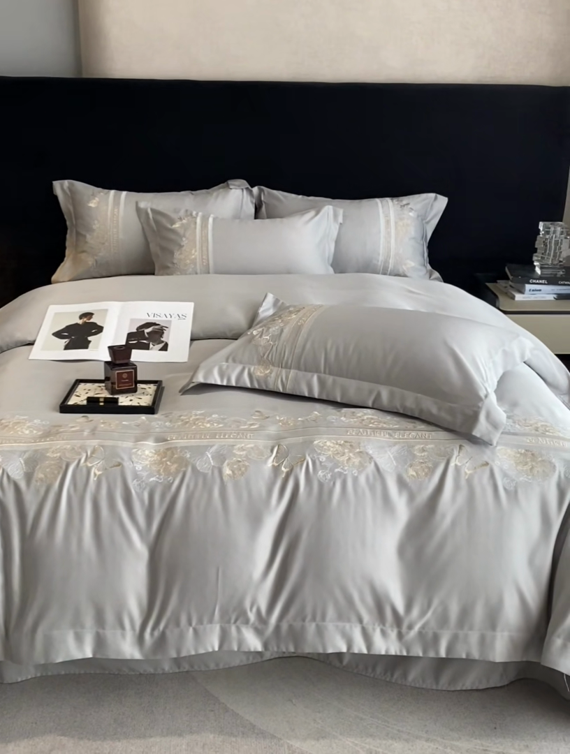 91家纺网 家纺一手货源 找家纺 优悦 2025新款冰丝简奢绣花四件套 巴黎旧梦-灰