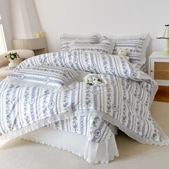 91家纺网 家纺一手货源 找家纺 添越 2024小清新韩版蕾丝花边纯棉夹棉床盖三件套全棉静若幽兰