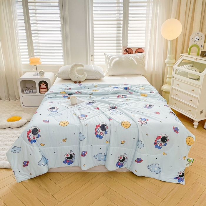 91家纺网 家纺一手货源 找家纺 好梦来家纺（原锦茂家纺） 2025新款印花凉感丝抗菌夏被 太空人