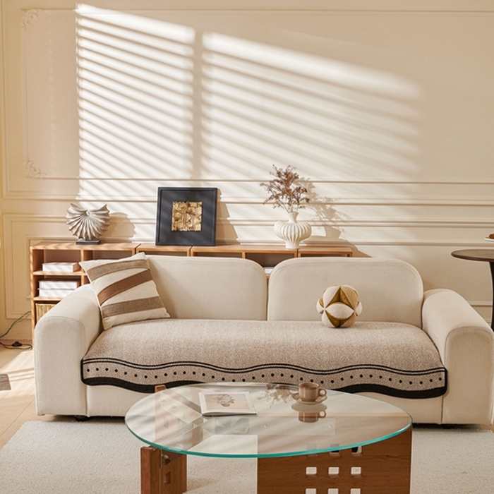 91家纺网 家纺一手货源 找家纺 沐沐2026新款异形波点沙发垫 卡其