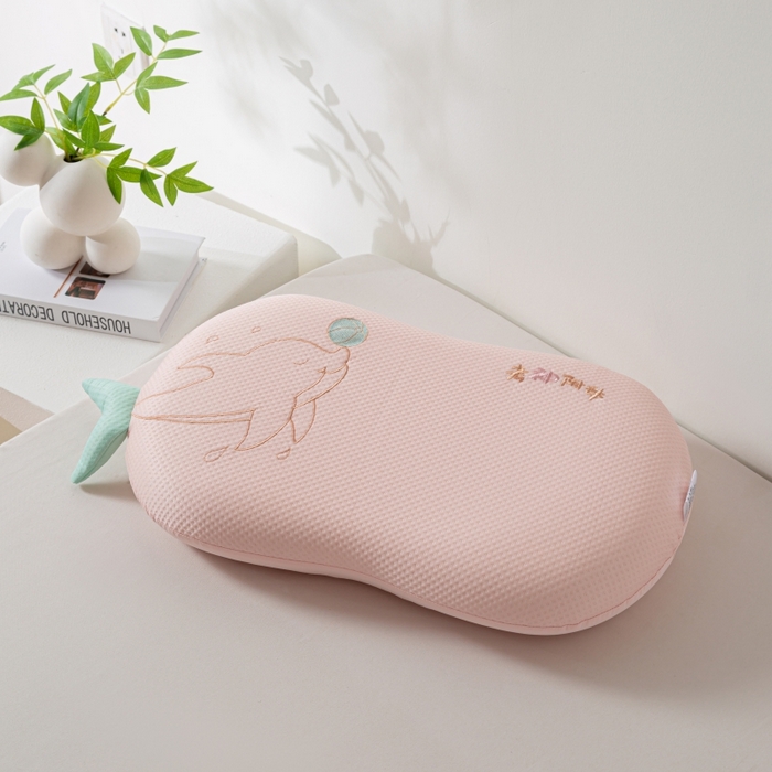 91家纺网 家纺一手货源 找家纺 芯链 2025新款亲肤柔软卡通枕头枕芯 小海豚-粉