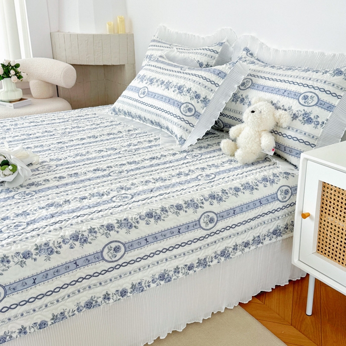 91家纺网 家纺一手货源 找家纺 添越 2024小清新韩版蕾丝花边纯棉夹棉床盖三件套全棉静若幽兰