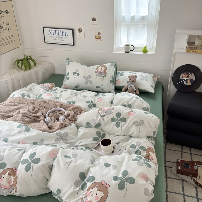 91家纺网 家纺一手货源 找家纺 可可家纺 2025新款印花卡通芦荟棉四件套亲肤床单被套三件套 花园女孩