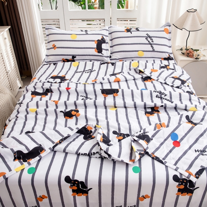 91家纺网 家纺一手货源 找家纺 乐居坊2025新款亲肤舒适印花芦荟棉夏凉被四件套 呆萌狗