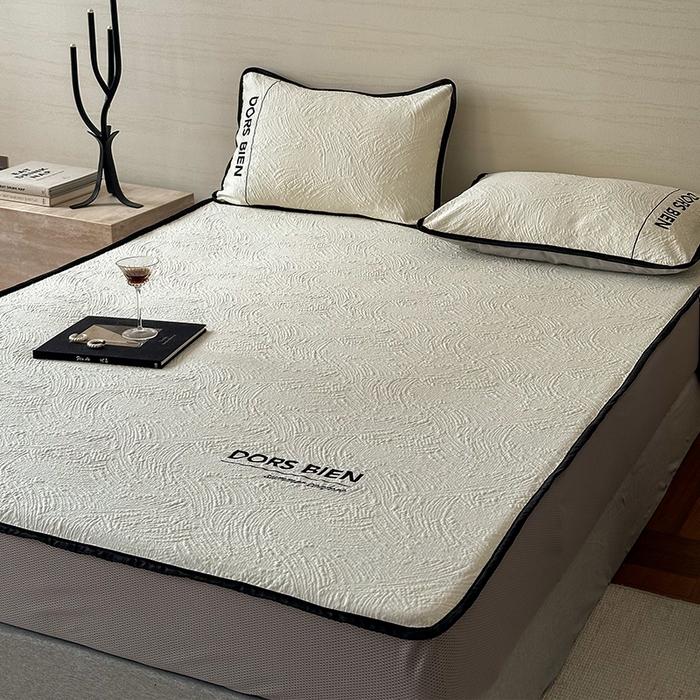 91家纺网 家纺一手货源 找家纺 圆岛家纺 2025新款3D高分子凉感浮雕提花软凉席床笠款三件套 漠语-白