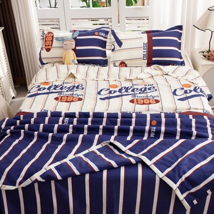 91家纺网 家纺一手货源 找家纺 乐居坊2025新款亲肤舒适印花芦荟棉夏凉被四件套 高校风云