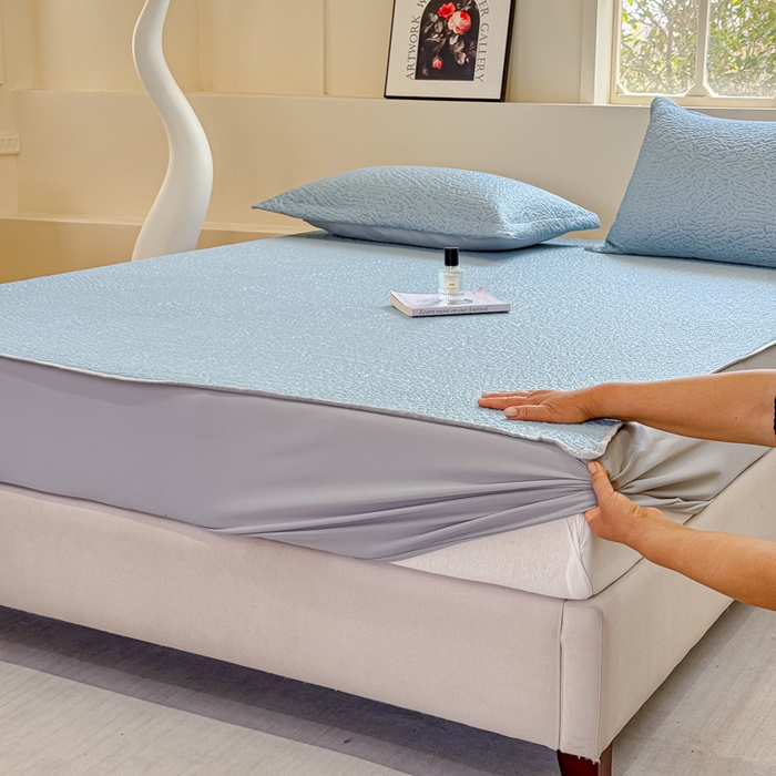 91家纺网 家纺一手货源 找家纺 棉生活家纺 2025新款高端款冰离子超软按摩凉席 豹纹-兰-床裙款