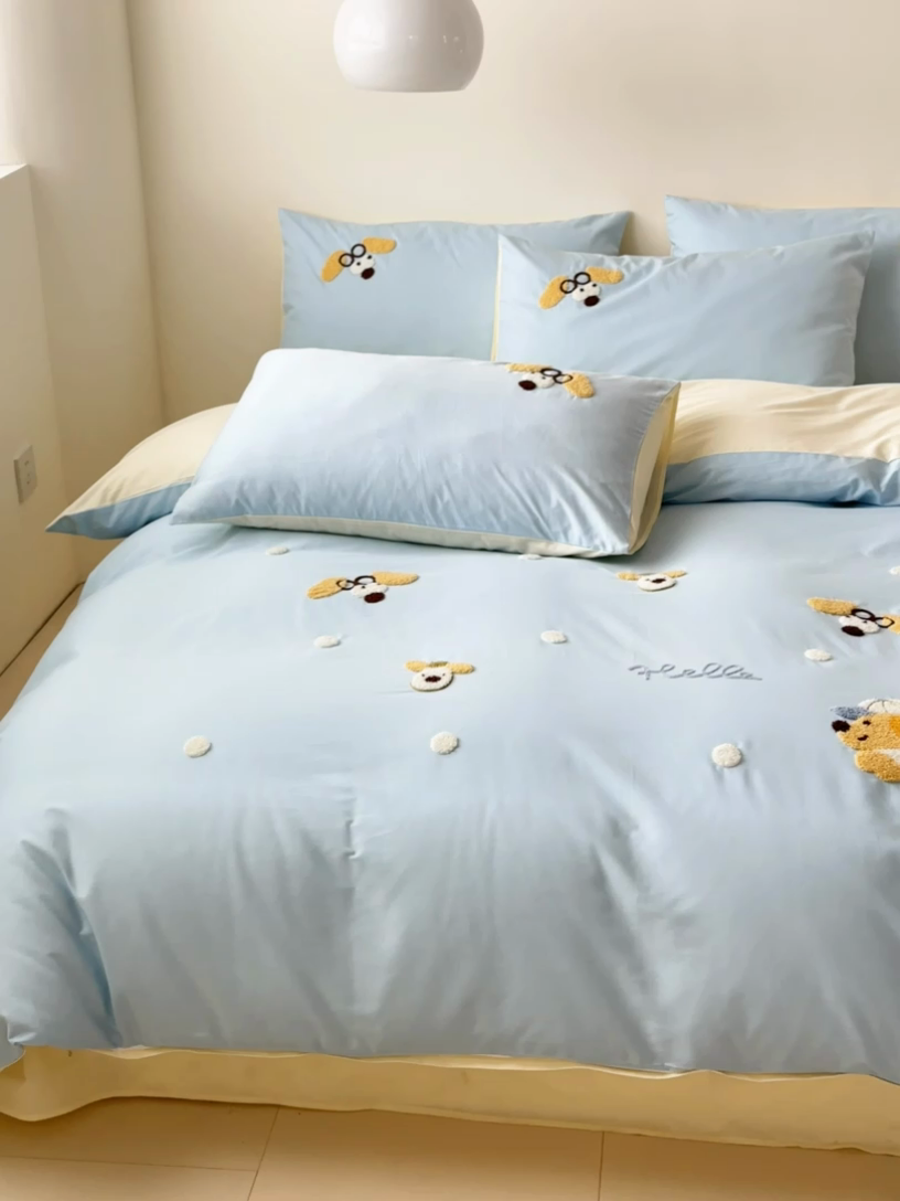 91家纺网 家纺一手货源 找家纺 （总）锦觅家纺 2025新款卡通小清新毛巾绣全棉纯棉四件套（大版定位花型）