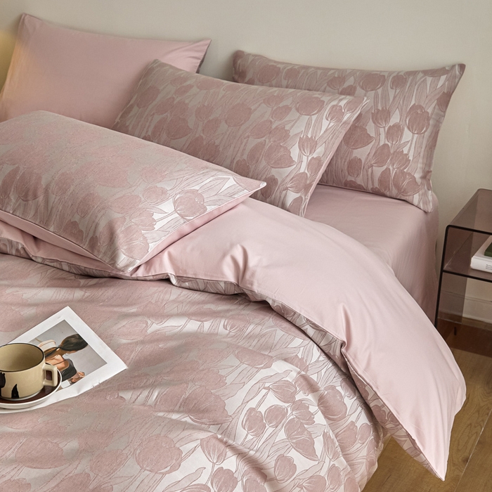 91家纺网 家纺一手货源 找家纺 琪格格纺织  2025新款色织天丝棉提花四件套 风之语-粉紫