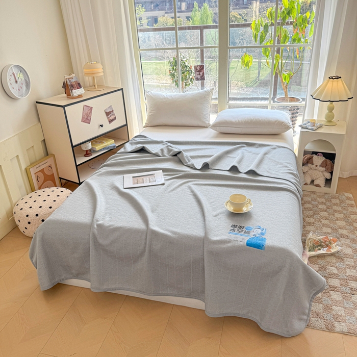 91家纺网 家纺一手货源 找家纺 阿牛席业 2025春夏新款双面云母夏被夏凉被空调被 太空-雪山灰