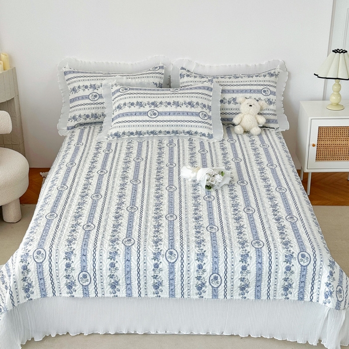 91家纺网 家纺一手货源 找家纺 添越 2024小清新韩版蕾丝花边纯棉夹棉床盖三件套全棉静若幽兰