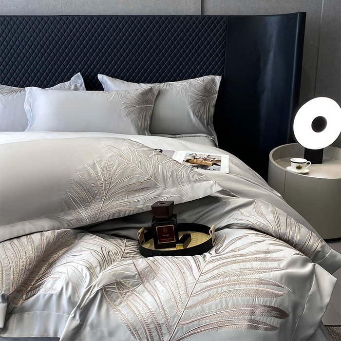 91家纺网 家纺一手货源 找家纺 优悦 2025新款冰丝简奢绣花四件套 流光岁月-灰