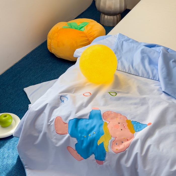 91家纺网 家纺一手货源 找家纺 2025新款快乐多巴胺纯棉夏被 蓝色彩虹小狗