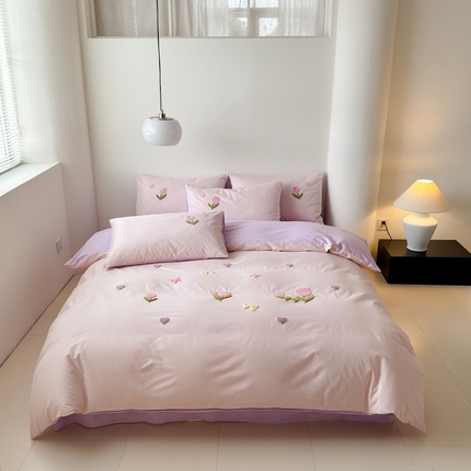 91家纺网 家纺一手货源 找家纺 （总）锦觅家纺 2025新款卡通小清新毛巾绣全棉纯棉四件套（大版定位花型）