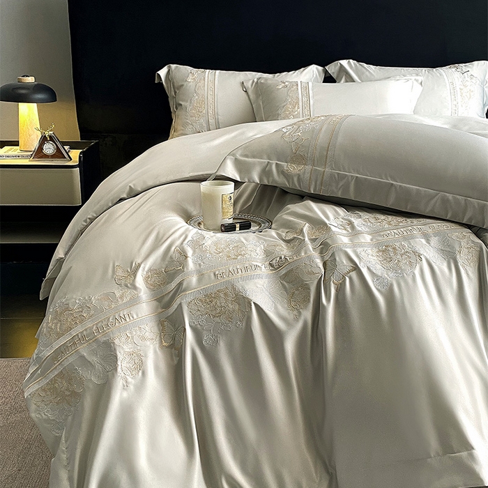 91家纺网 家纺一手货源 找家纺 优悦 2025新款冰丝简奢绣花四件套 巴黎旧梦-绿