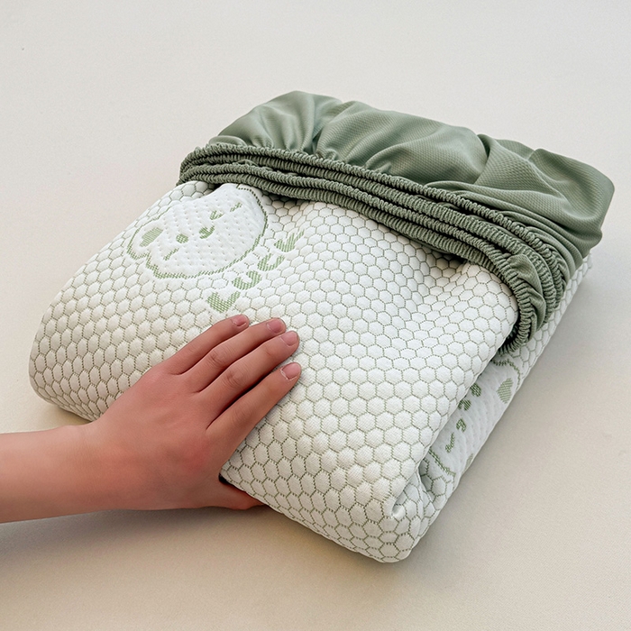 91家纺网 家纺一手货源 找家纺 喜居 2025新款A类凉豆豆提花床笠凉感豆豆床笠 luck小冰熊-绿