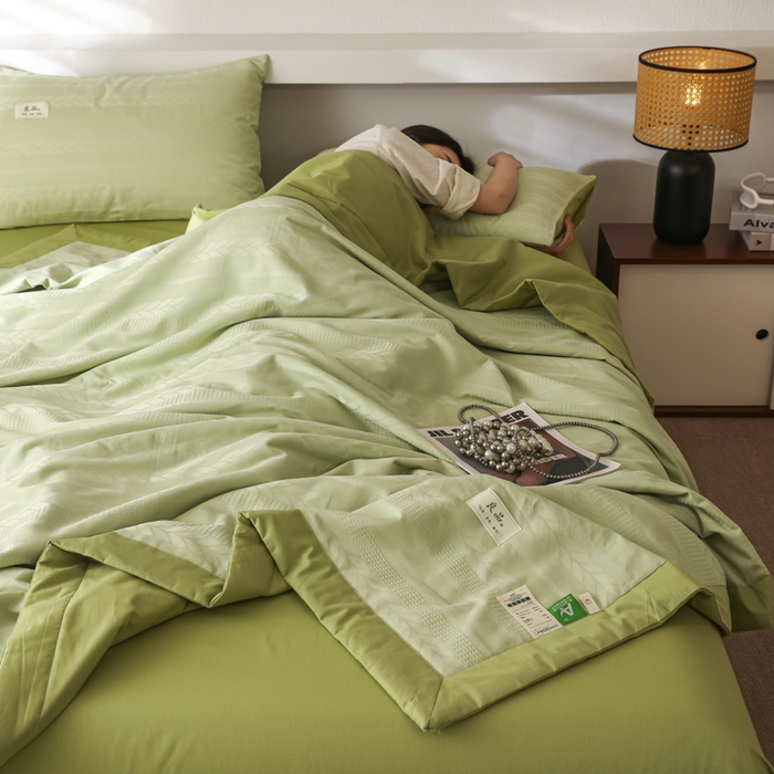 91家纺网 家纺一手货源 找家纺 眠博士 2025新款A类全棉波纹纱提花大豆纤维追忆包边夏被四件套 麦穗夏被-麦穗绿