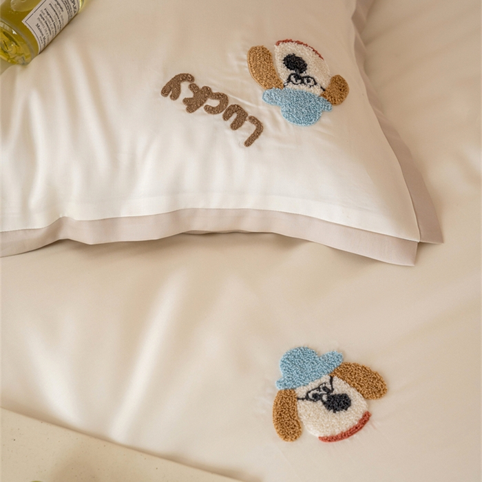 91家纺网 家纺一手货源 找家纺 FORTWO家纺原创设计（FOR TWO家纺） 2025新款60支兰精天丝毛巾绣四件套-断角款 狗先生