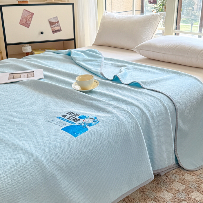 91家纺网 家纺一手货源 找家纺 阿牛席业 2025春夏新款双面云母夏被夏凉被空调被 太空-冰河蓝