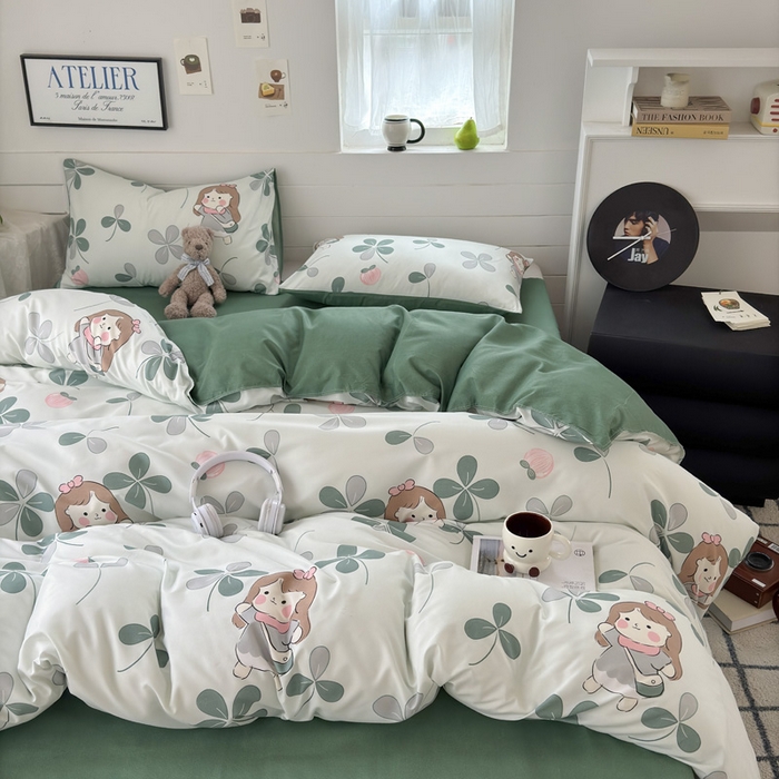 91家纺网 家纺一手货源 找家纺 可可家纺 2025新款印花卡通芦荟棉四件套亲肤床单被套三件套 花园女孩