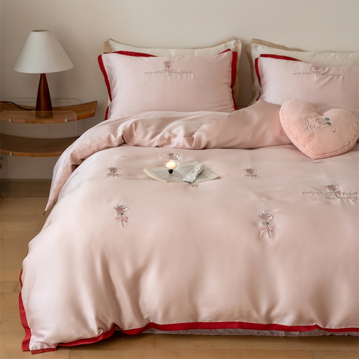 91家纺网 家纺一手货源 找家纺 FORTWO家纺原创设计（FOR TWO家纺） 2025新款60支兰精天丝毛巾绣四件套-断角款 木槿