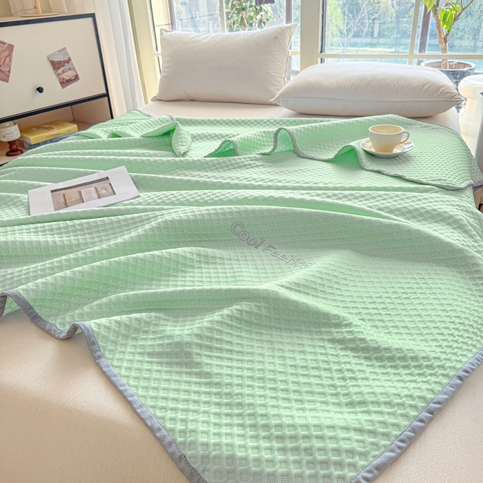 91家纺网 家纺一手货源 找家纺 阿牛席业 2025春夏新款双面云母夏被夏凉被空调被 沐夏-琉璃绿