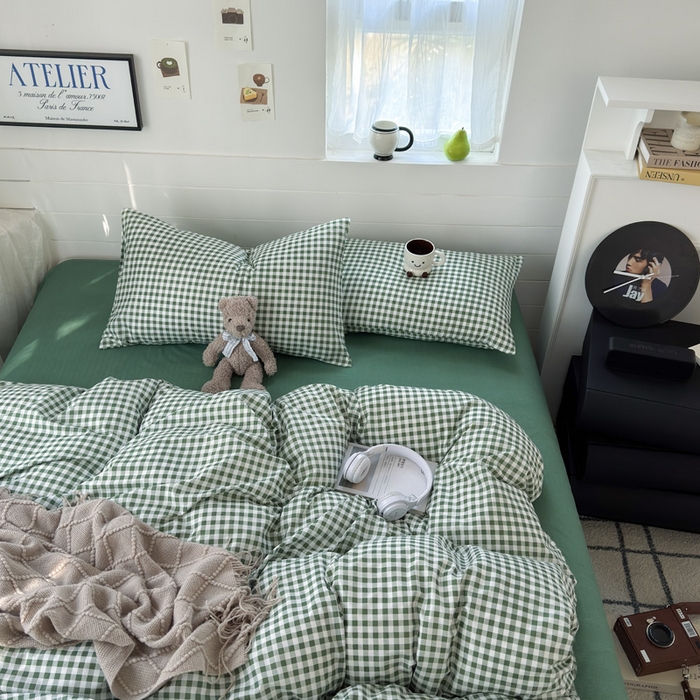 91家纺网 家纺一手货源 找家纺 可可家纺 2025新款印花卡通芦荟棉四件套亲肤床单被套三件套 绿小格