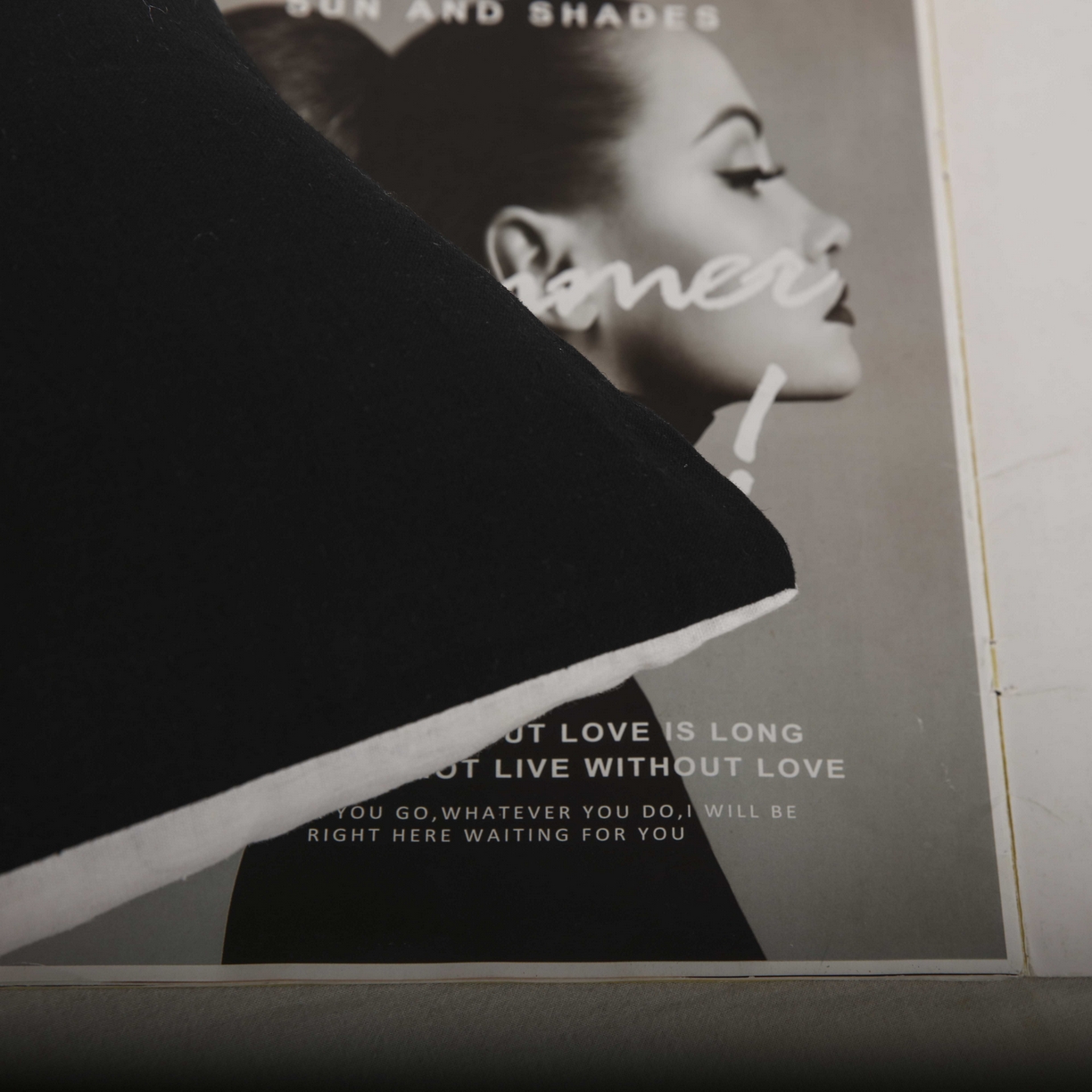 91家纺网 家纺一手货源 找家纺 （总）煌朝家纺 2025新款刺绣抱枕赠品抱枕直播赠品小礼品小抱枕跑量小赠品