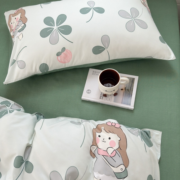 91家纺网 家纺一手货源 找家纺 可可家纺 2025新款印花卡通芦荟棉四件套亲肤床单被套三件套 花园女孩