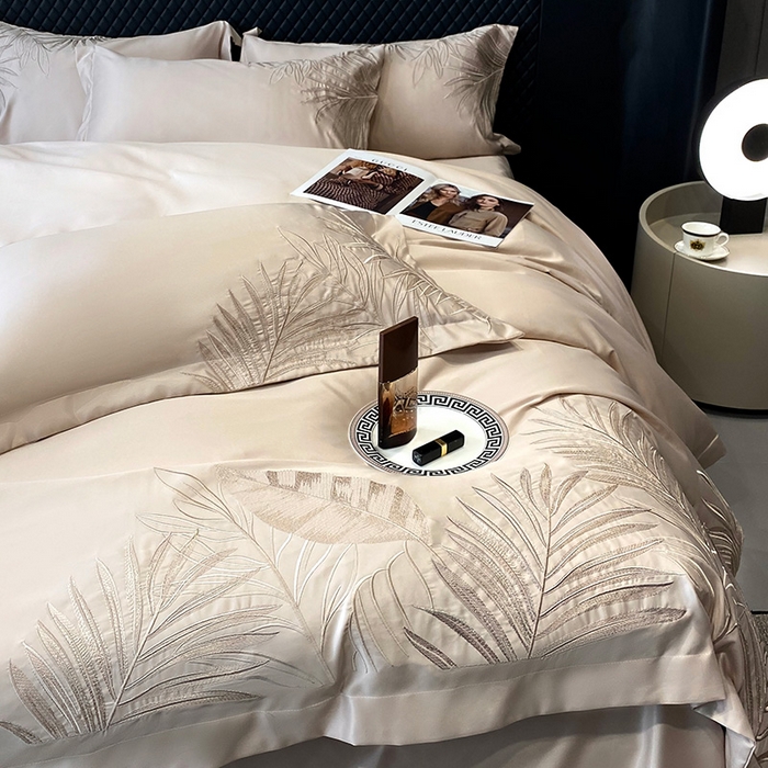 91家纺网 家纺一手货源 找家纺 优悦 2025新款冰丝简奢绣花四件套 流光岁月-香槟