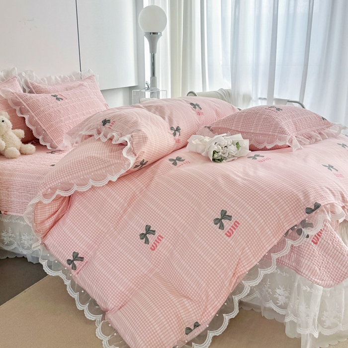 91家纺网 家纺一手货源 找家纺 添越 2024新款雪纺蕾丝款纯棉床盖四件套粉色蝴蝶结