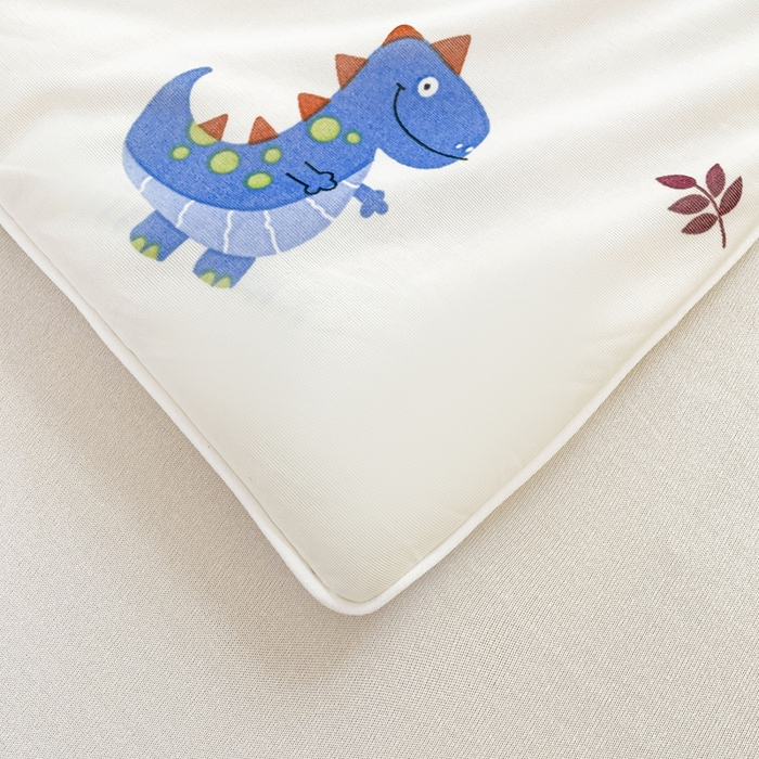 91家纺网 家纺一手货源 找家纺 好梦来家纺（原锦茂家纺） 2025新款印花凉感丝抗菌夏被 恐龙派对