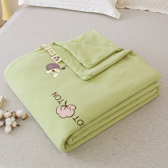 91家纺网 家纺一手货源 找家纺 2025新款A类全棉双层皱皱纱立体烫画纯色款大豆夏凉被空调被 绉绉-草绿