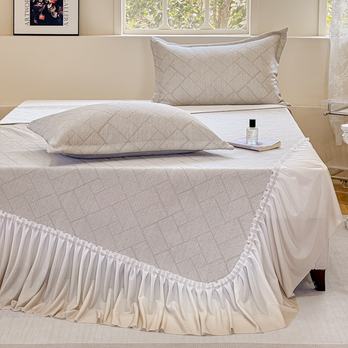 91家纺网 家纺一手货源 找家纺 棉生活家纺 2025新款高端款冰离子超软按摩凉席 方格-香槟-床裙款