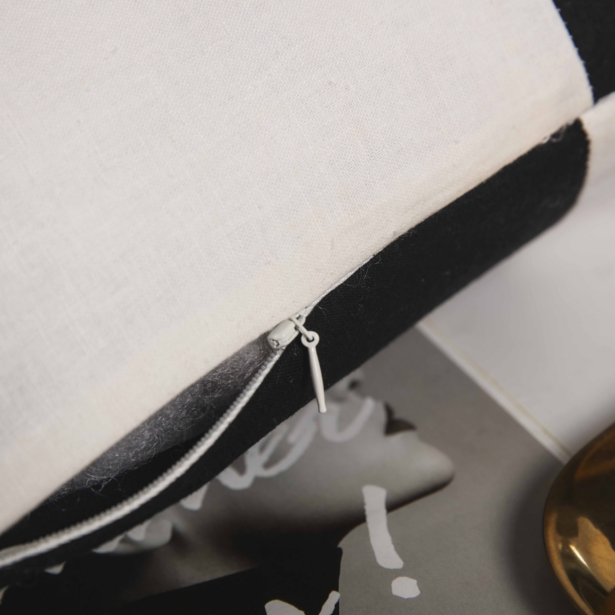 91家纺网 家纺一手货源 找家纺 （总）煌朝家纺 2025新款刺绣抱枕赠品抱枕直播赠品小礼品小抱枕跑量小赠品